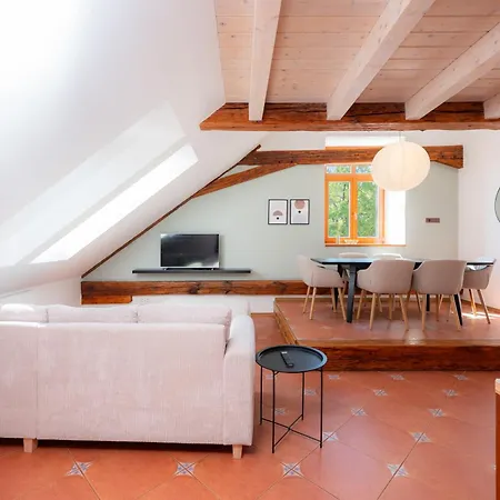 Apart-hotel Vratislavský Dům Třeboň